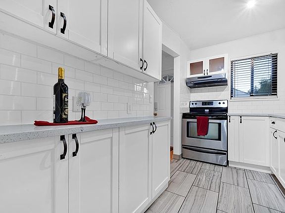 4th image of 6669 138th St #94