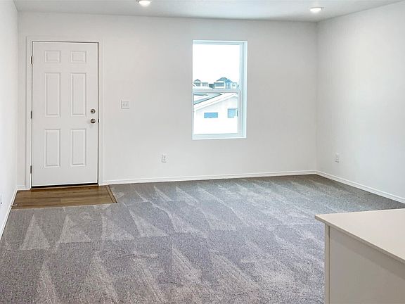 3rd image of 901 Steptoe View Lane