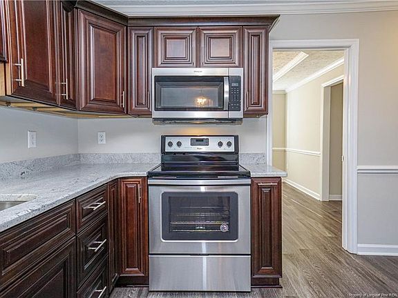 3rd image of 259 Buhmann Dr