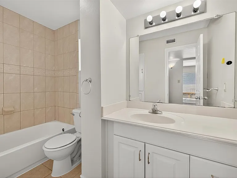 2020 Huldy St #10 — Photo 24