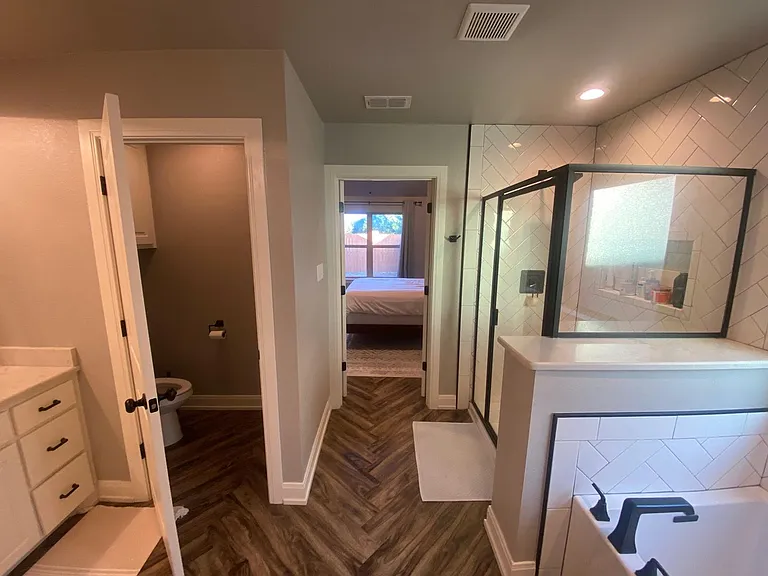 5902 Legacy Dr — Photo 13