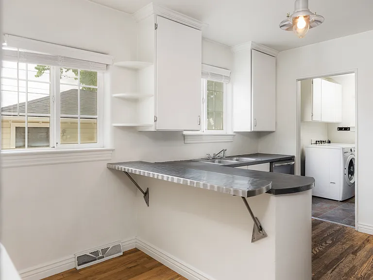 4900 Decatur St — Photo 16