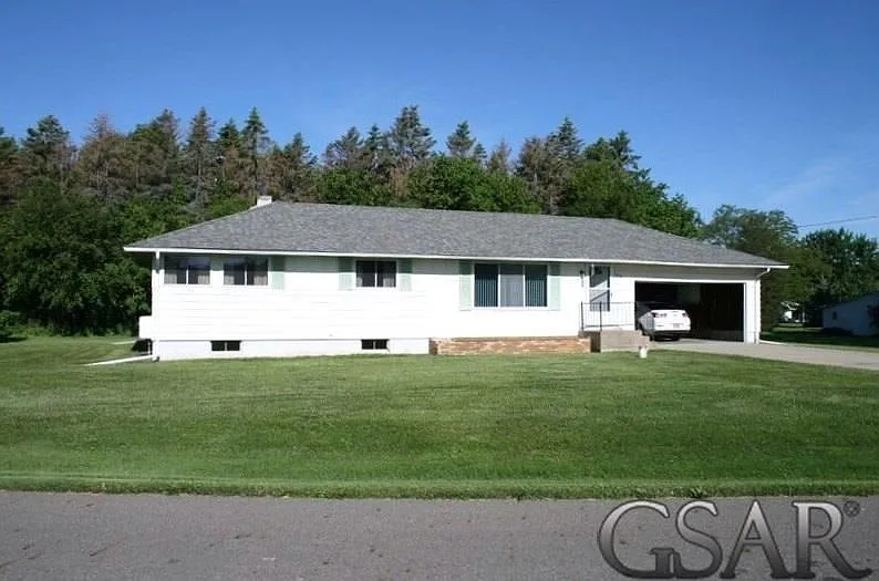 145 Stanley Dr photo 1