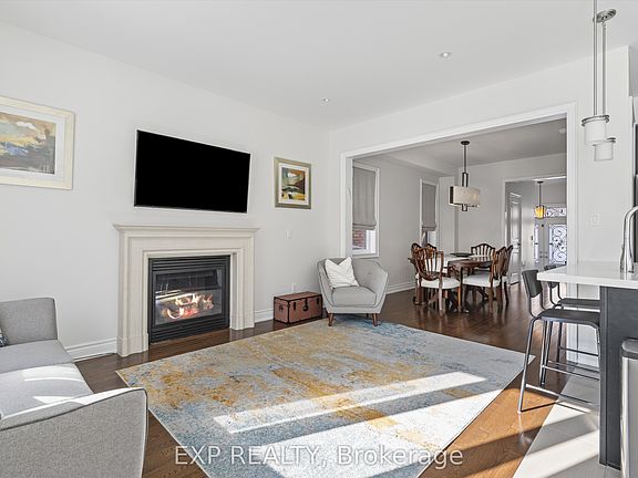 4th image of 7 Goldthread Ter