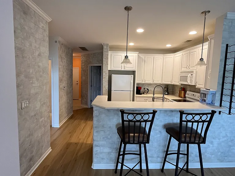 3872 S Lake Dr #402 — Photo 9