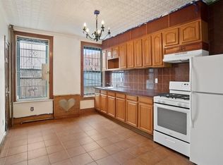 190 19th St #2, Brooklyn, NY 11232