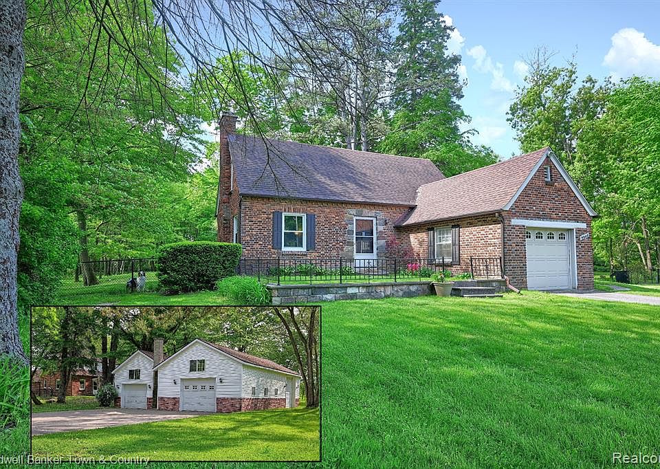 9840 Hyne Rd, Brighton, MI 48114 Zillow