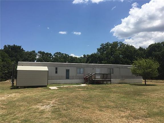 3rd image of 204 Johnson Dr