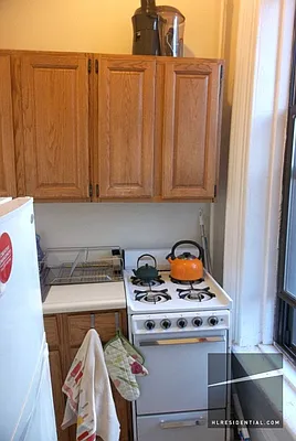 Rented by Highline Residential | media 34