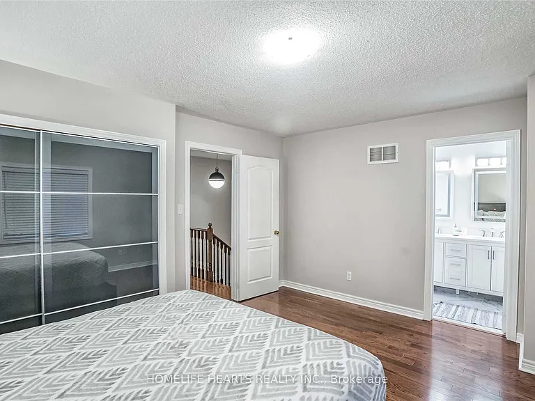 2360 Britannia Rd W #1 — Photo 27