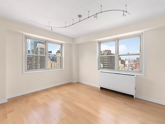 5th image of 400 E 54th St APT 27C