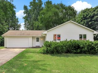 6201 Linden Rd, Woodbury, MN 55125