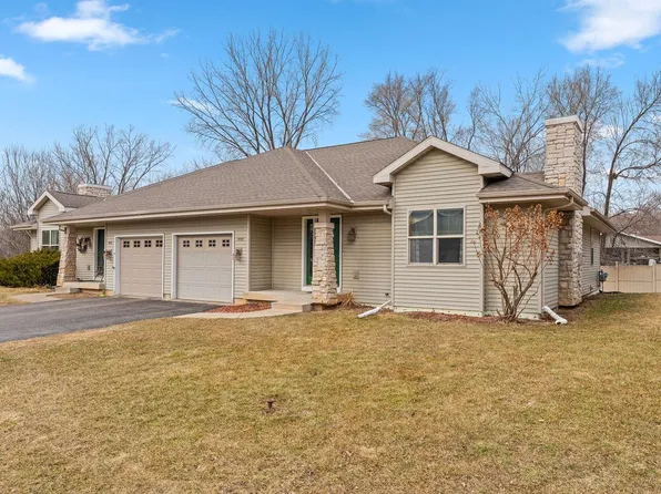 1735 Crawford St, Baraboo, WI 53913