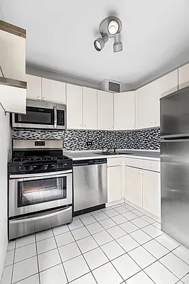 Sold by Compass | media 4