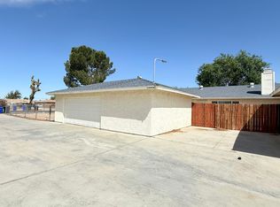 13357 Mohawk Rd APT A, Apple Valley, CA 92308