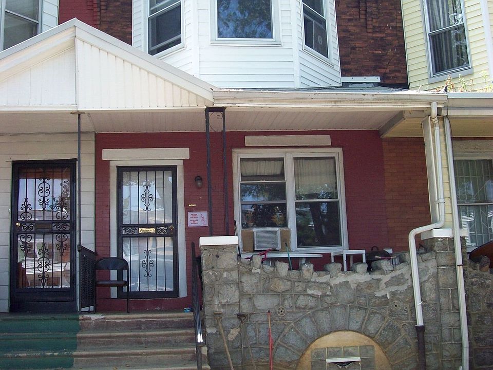 2nd image of 6136 Walnut St