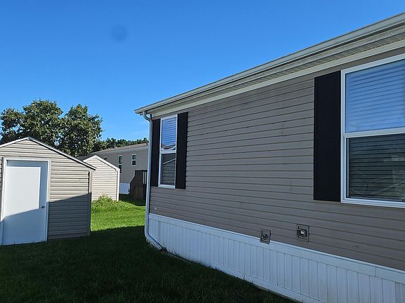 2nd image of 3438 Mulberry #123