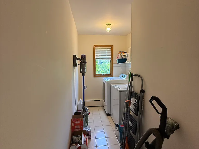 9 Linden Pl — Photo 36