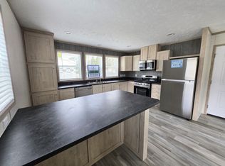 23425 Winifred Ave #36, Warren, MI 48091