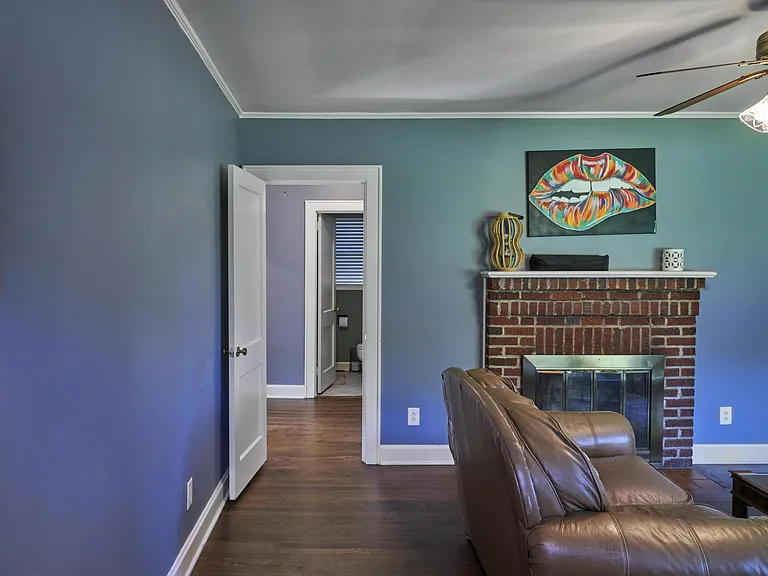 1215 South Blvd — Photo 7