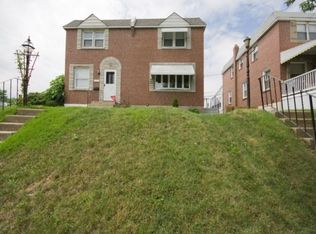 111 Lakeview Dr, Ridley Park, PA 19078