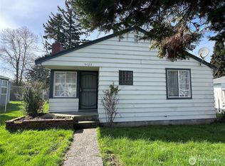 9023 37th Ave S, Seattle, WA
