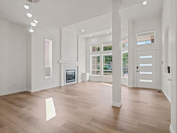 3rd image of 14425 58th Ave