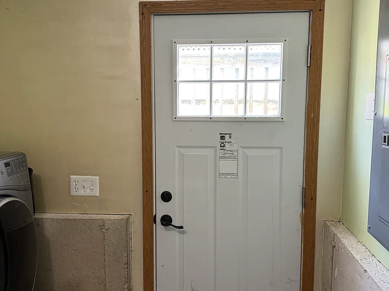 407 Clifton Dr — Photo 17