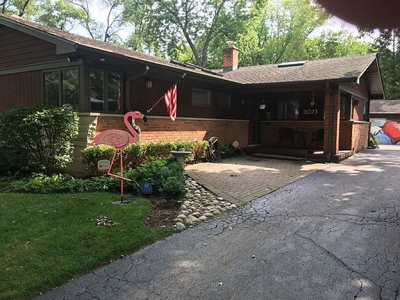 3rd image of 3073 Summit Ave