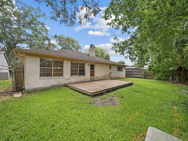 16306 Forest Bend Ave — Photo 15