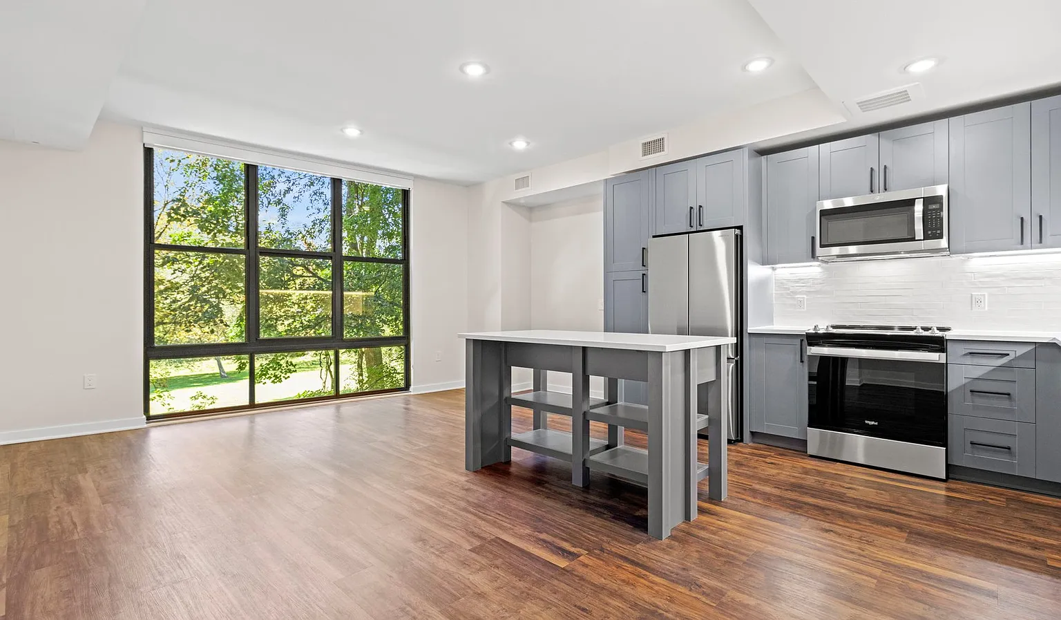 4000 Wisconsin Ave NW #4K-438 photo 1