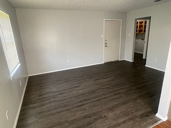 3rd image of 503 Tammy Lynn Dr #3