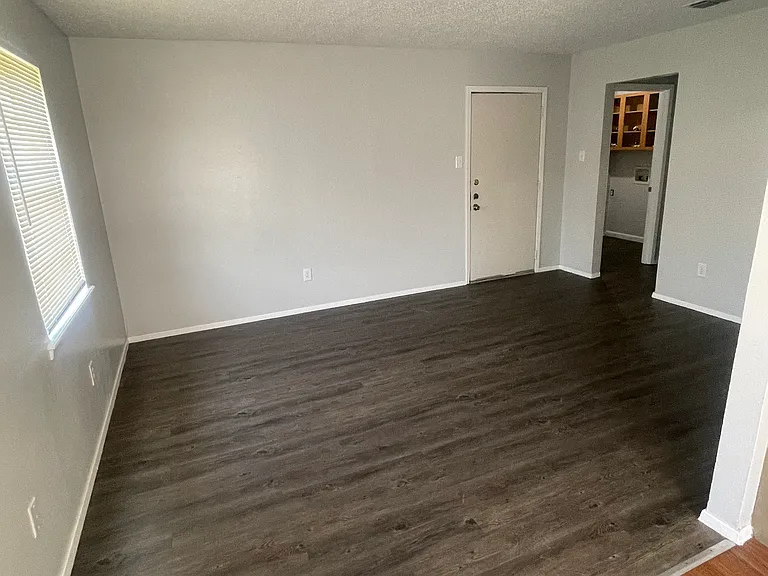 503 Tammy Lynn Dr #3 — Photo 3