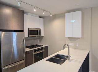 6971 Elmbridge Way #1003, Richmond, BC V7C 0A5