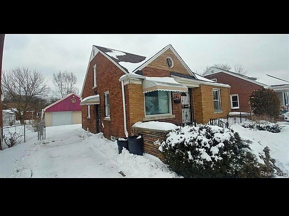 2nd image of 12645 Duchess St
