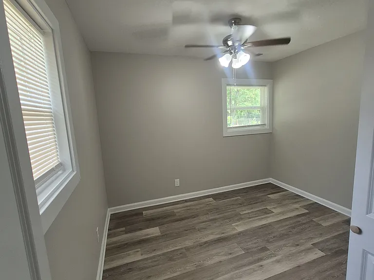 9911 Plaudit Way — Photo 14