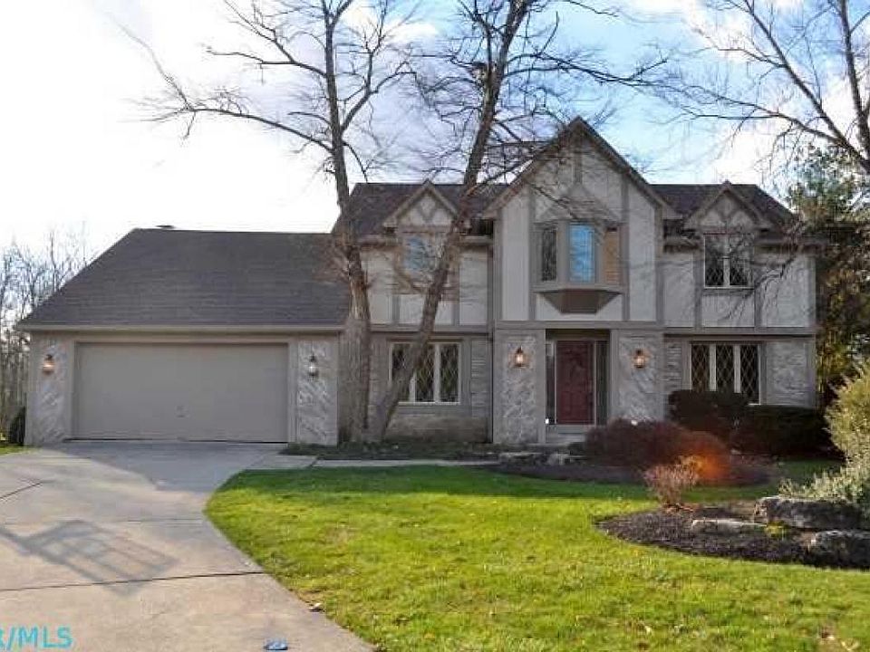 1st image of 9055 Picardy Ct