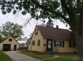 2617 Avon St, Saginaw, MI 48602