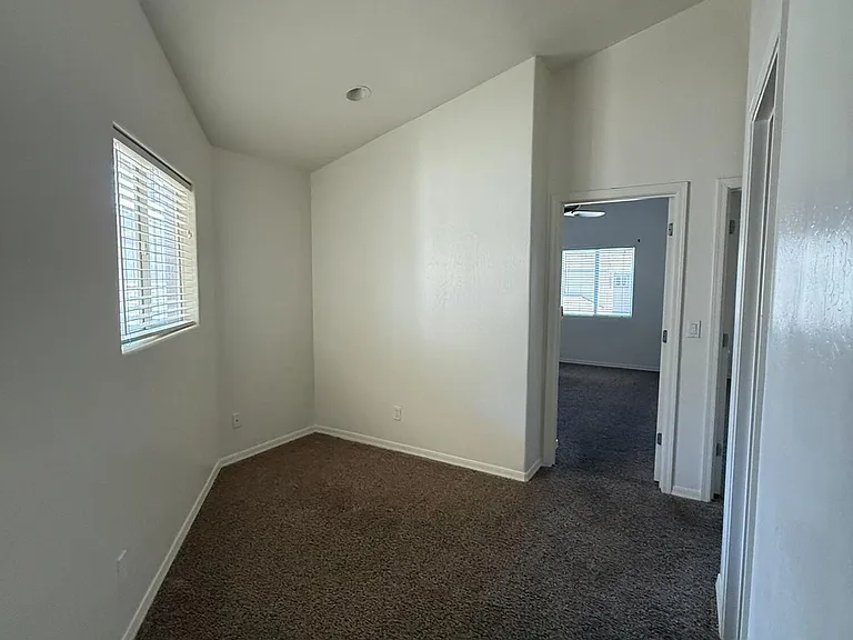 4301 N 21st St #60 — Photo 18