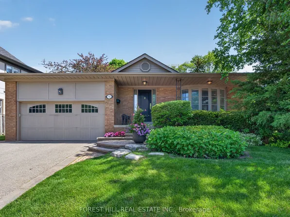 91 Montressor Dr, Toronto, ON M2P 1Z3