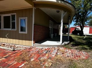 24285 Q4 Rd, Holton, KS 66436