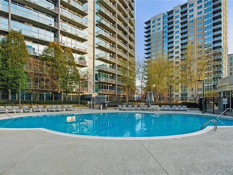 44 Peachtree Pl NW #424 — Photo 28