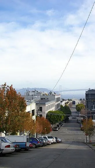 view east down Vallejo Street