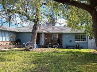 2246 N Price Ave, Fresno, CA 93703