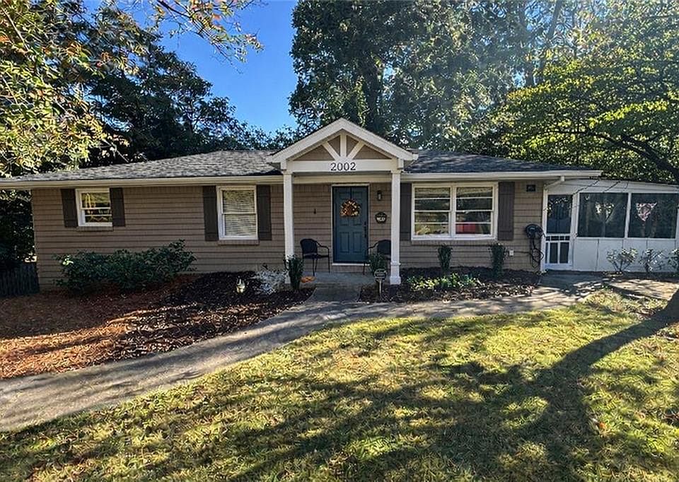 1st image of 2002 Drew Valley Rd NE