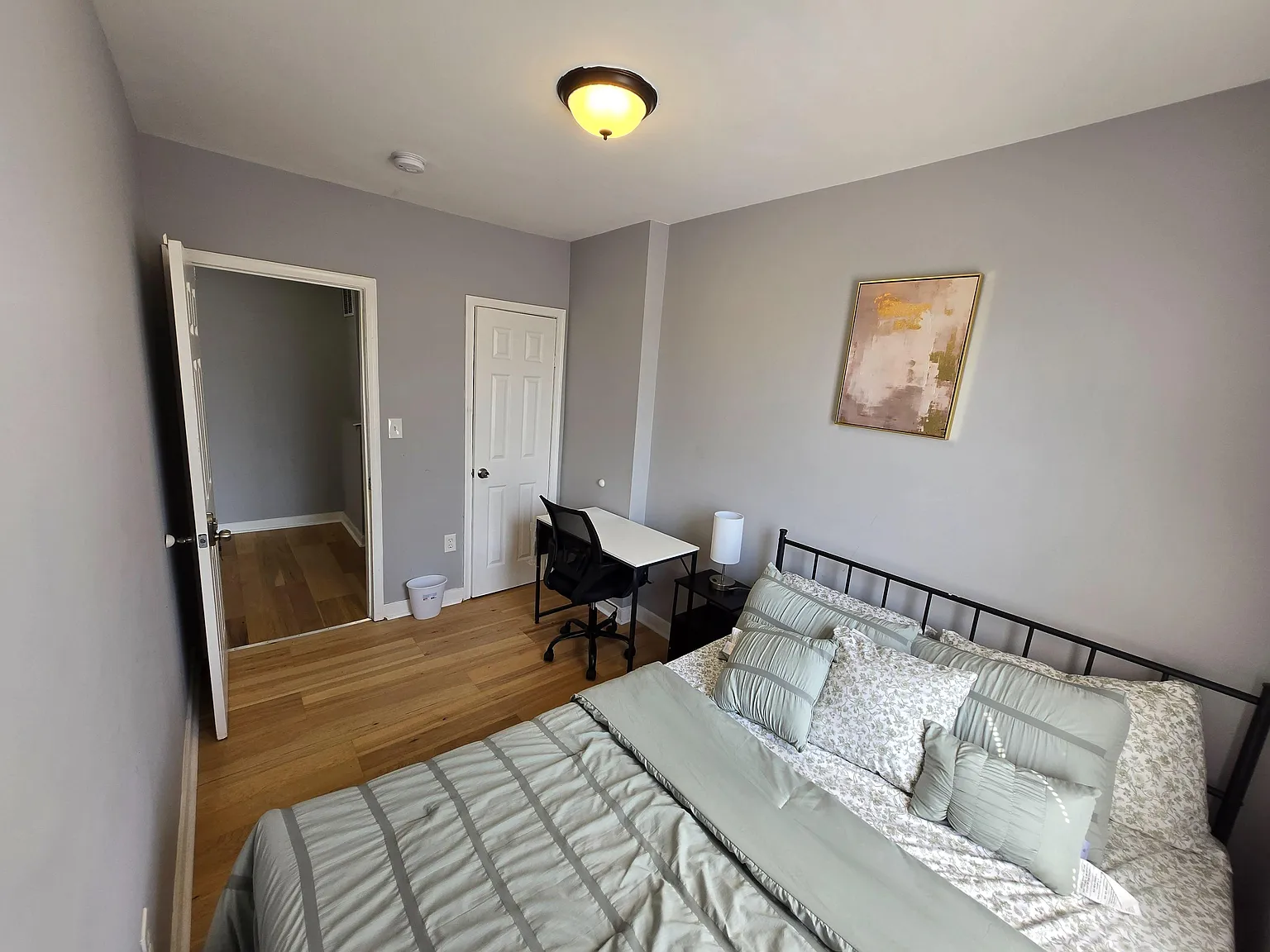 4 bed, 2.5 bath, 1850 sqft, $957 — Photo 3