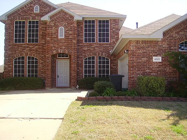 1st image of 4501 Blue Mesa Ln