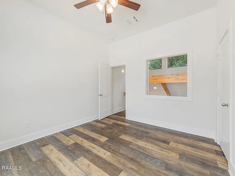 102 Oak Plains Aly — Photo 13