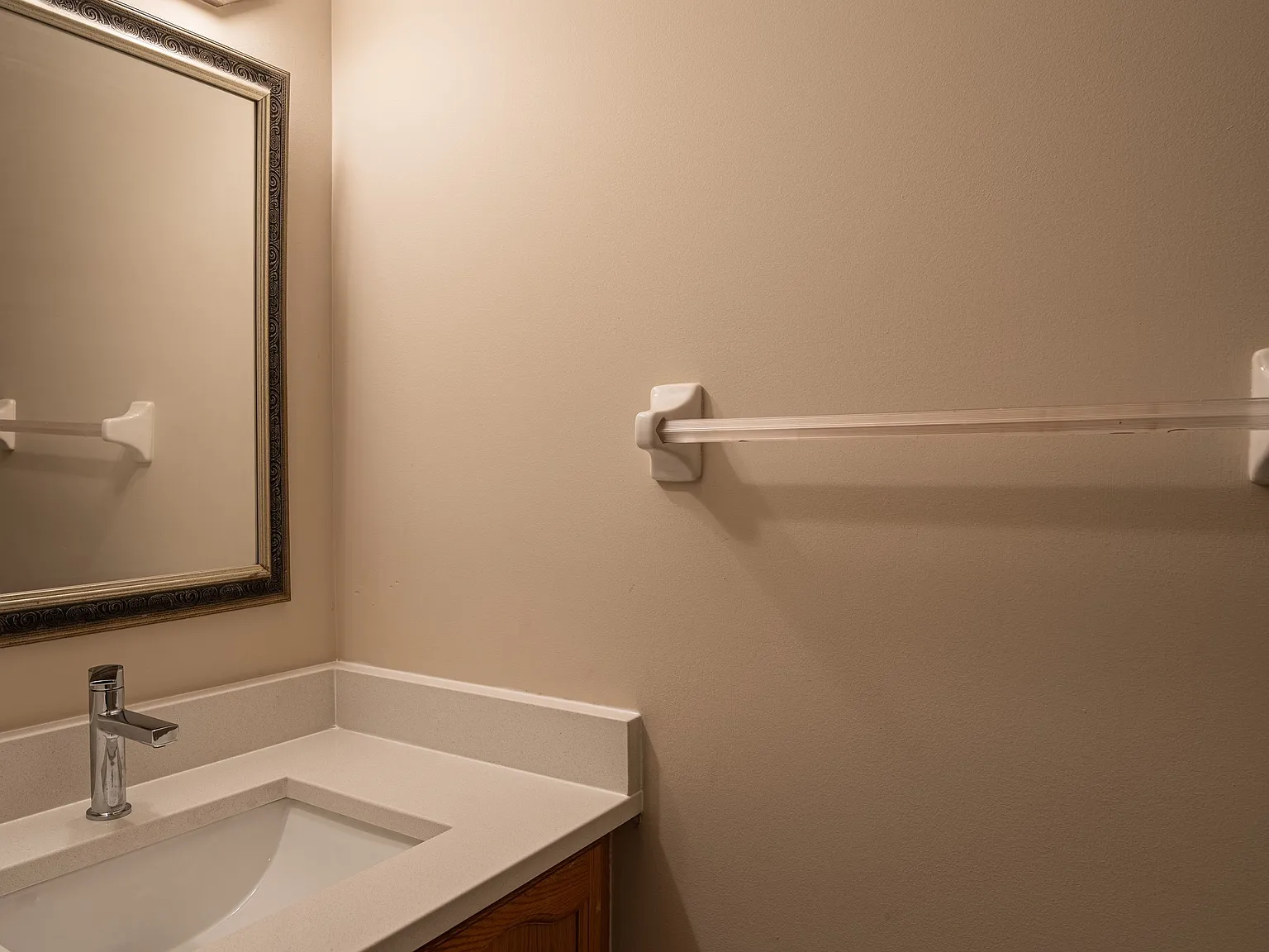 3 bed, $2,700 — Photo 4