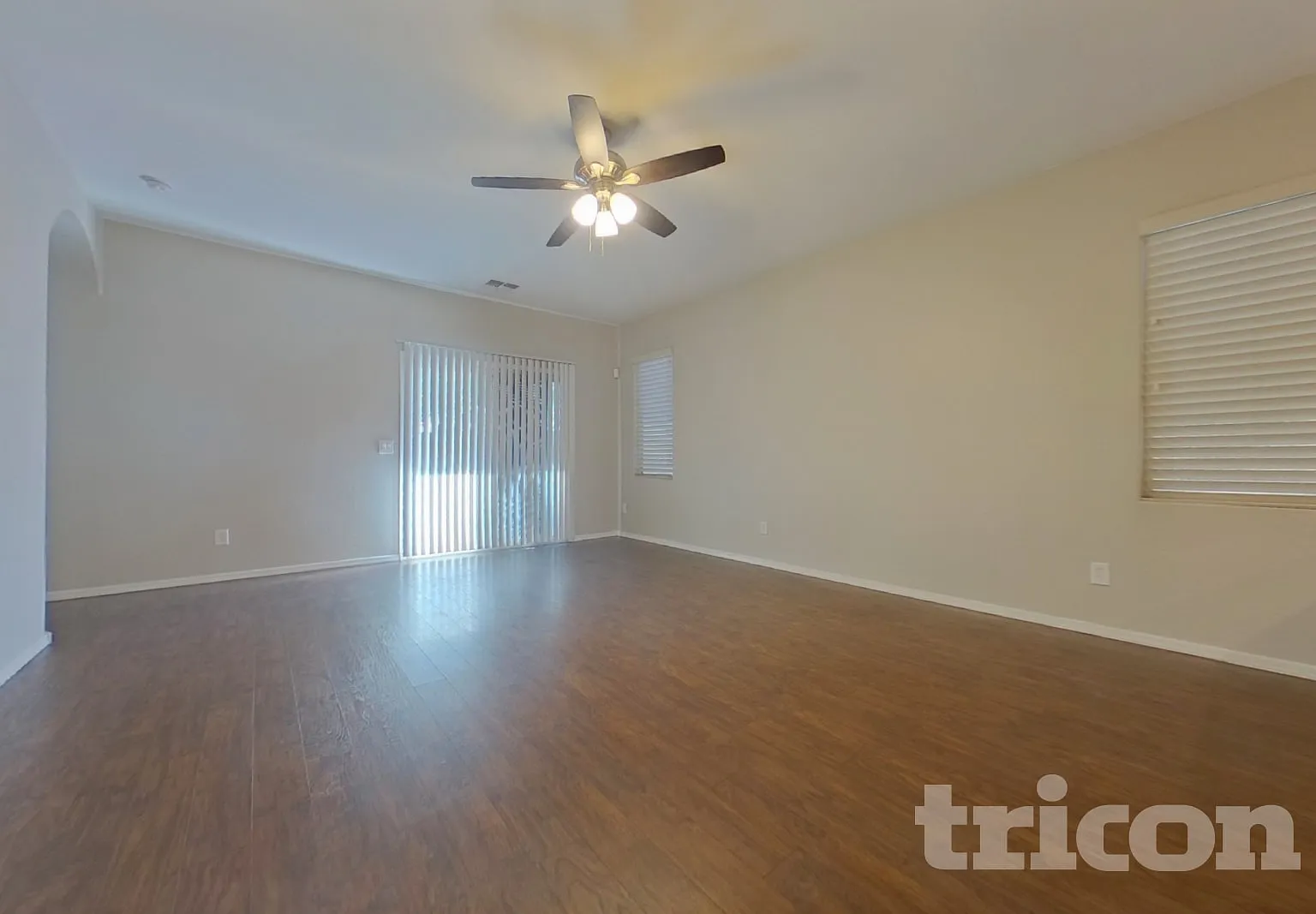 1689 S 235th Drive Buckeye AZ — Photo 2